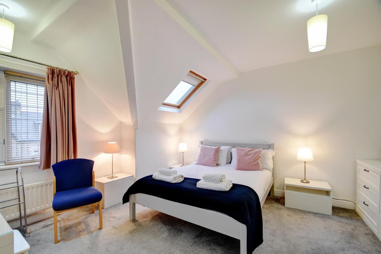 Spacious Victorian Townhouse Near Hcc With Off Street Parking Harrogate Buitenkant foto