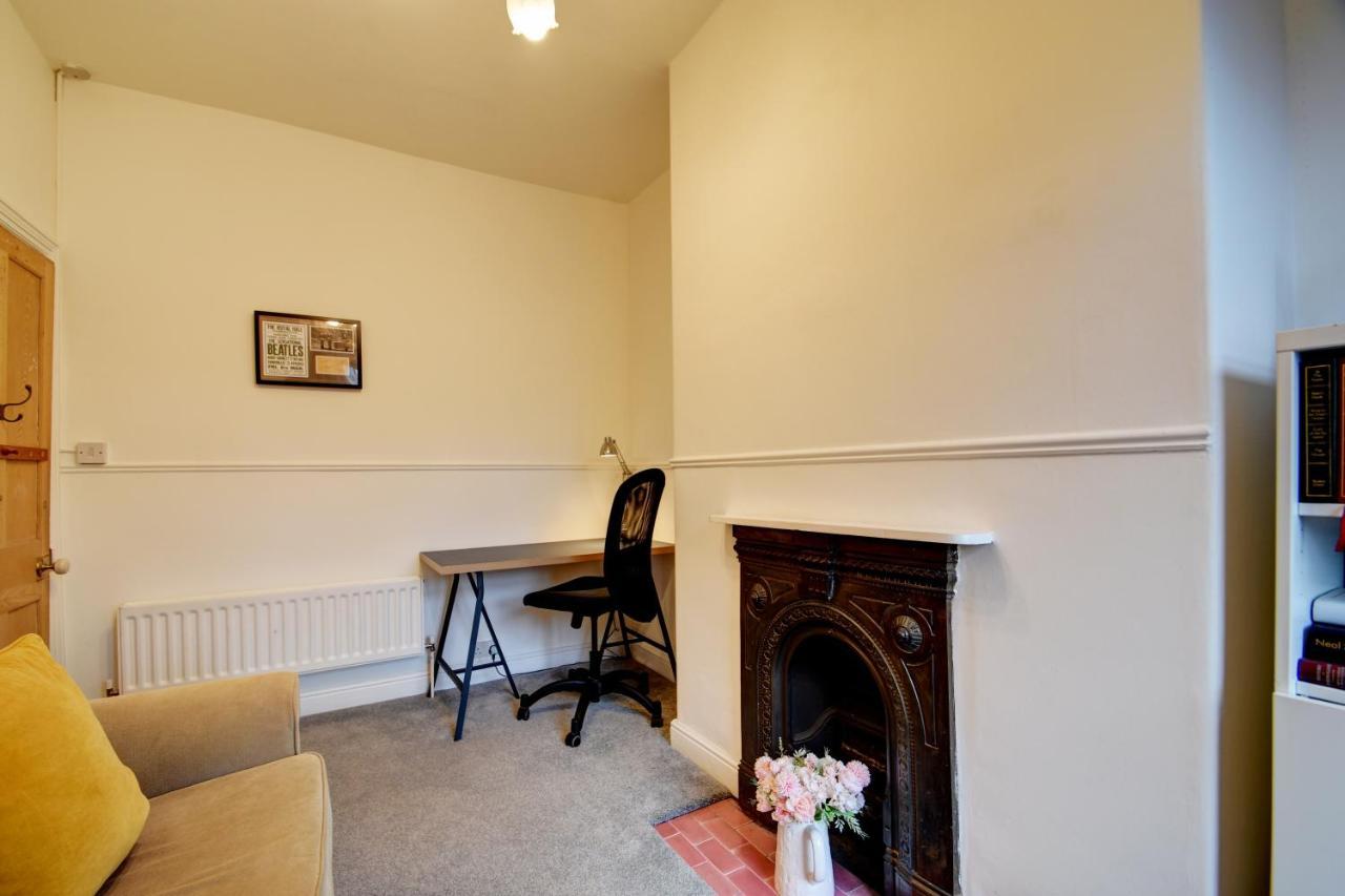 Spacious Victorian Townhouse Near Hcc With Off Street Parking Harrogate Buitenkant foto